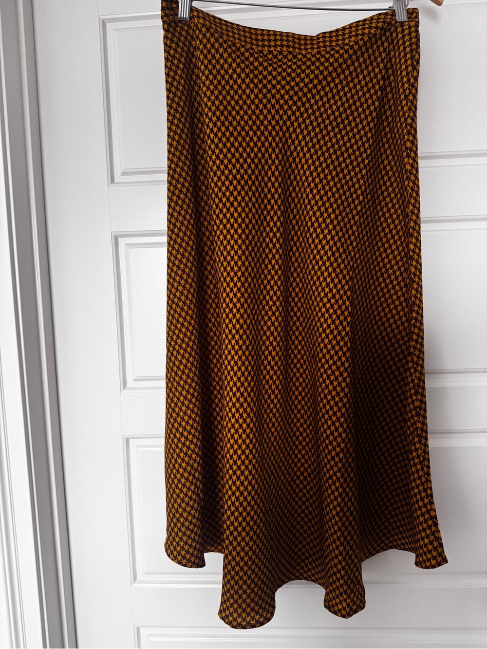 Women's A-Line Houndstooth Midi Skirt in Mustard and Black